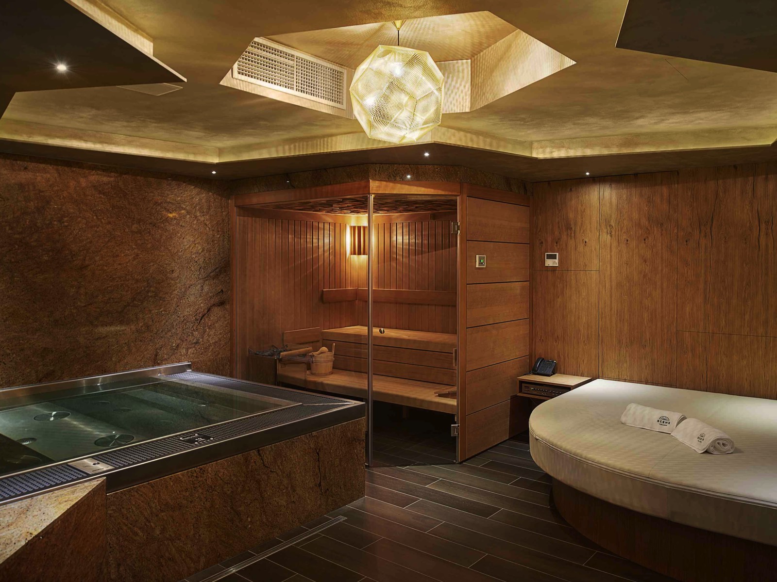 Privátní wellness se saunou a vířivkou